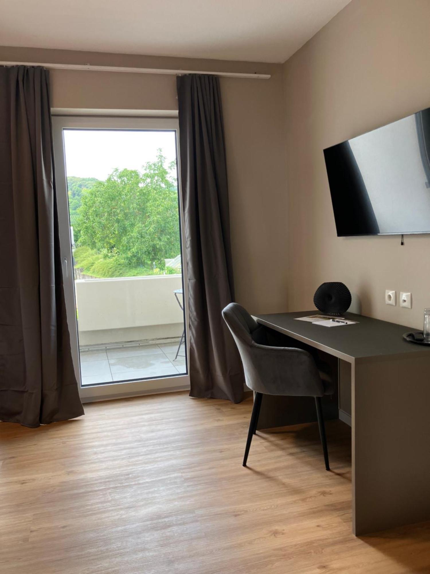 Amelie No 3 Hotel & Appartements Schweigen-Rechtenbach Bagian luar foto