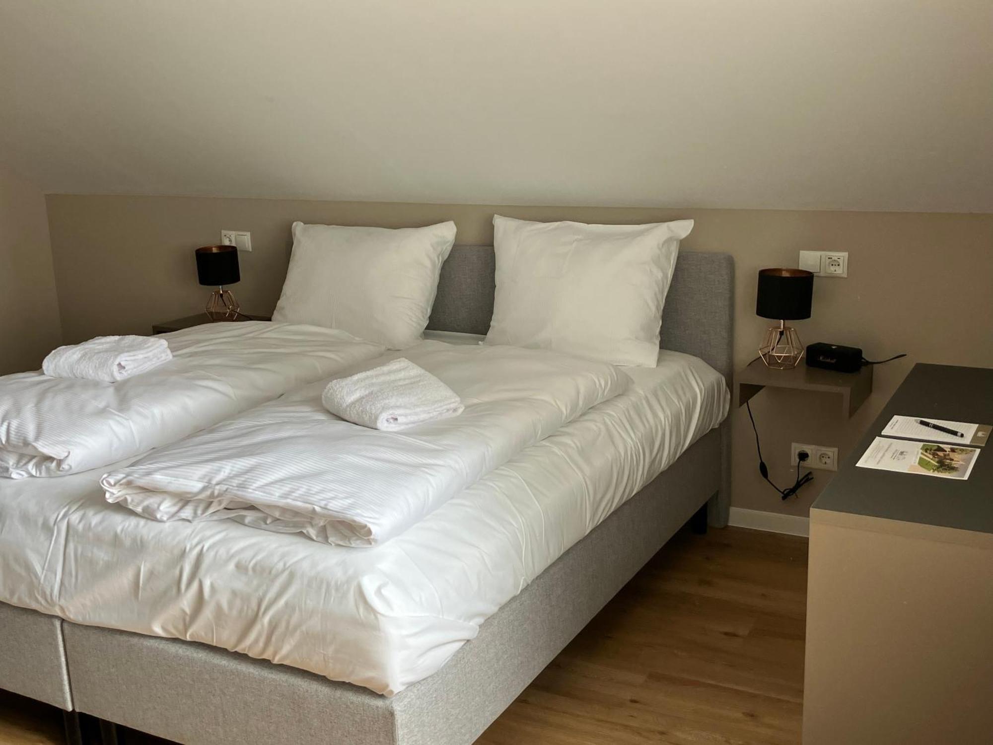 Amelie No 3 Hotel & Appartements Schweigen-Rechtenbach Bagian luar foto